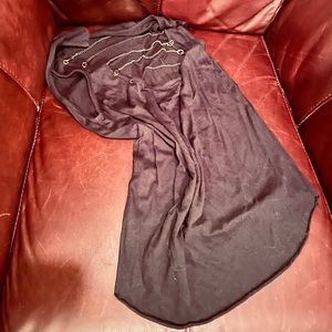 Lux. Tank top small low back flowy fabric, with removable chains